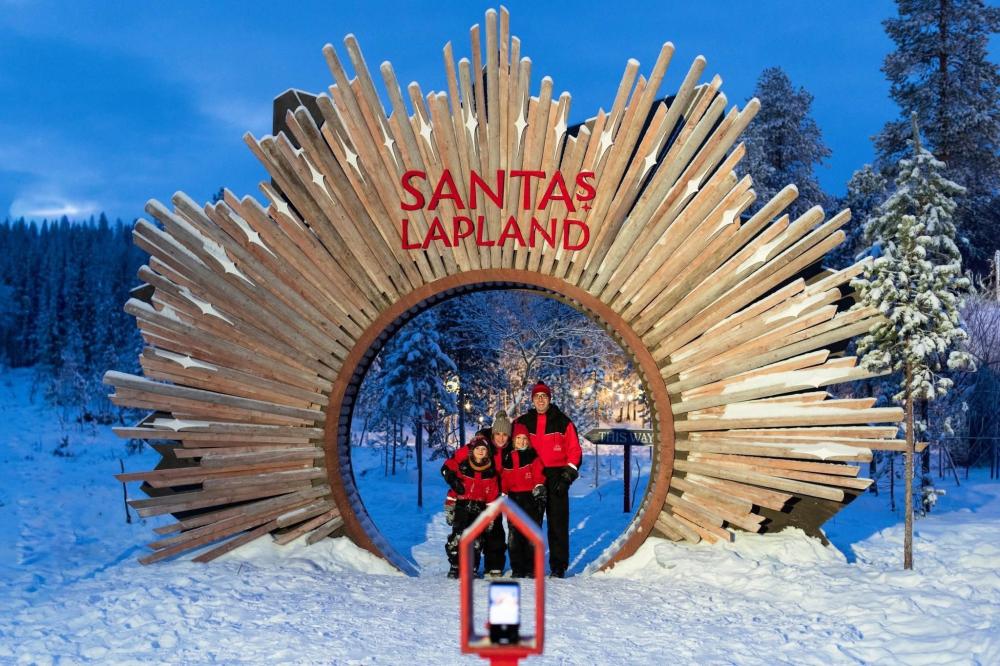 Spend Christmas in Magical Lapland!